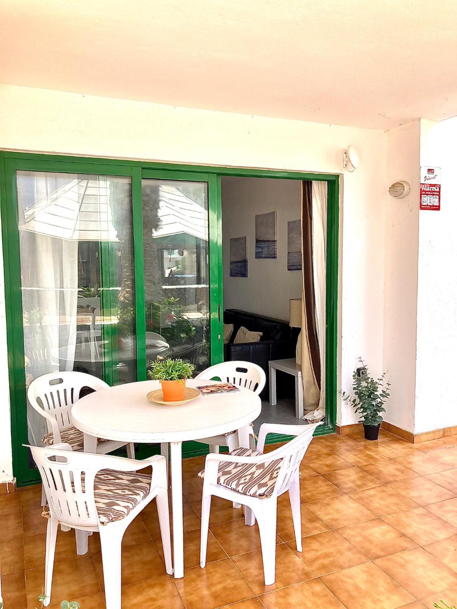 Ground Floor Apartment With Pool, Next To The Beach Costa Teguise Extérieur photo