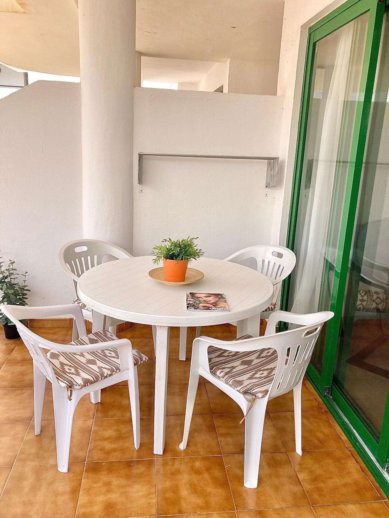 Ground Floor Apartment With Pool, Next To The Beach Costa Teguise Extérieur photo